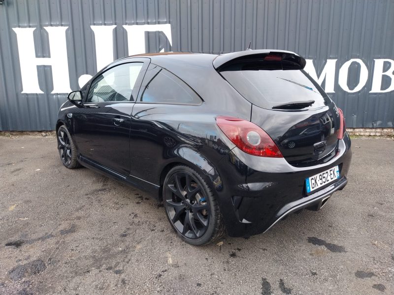 OPEL CORSA OPC  