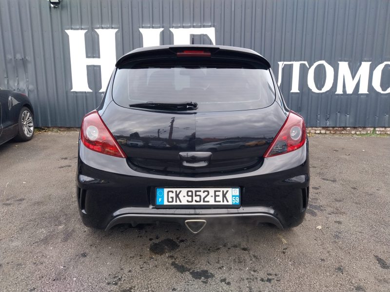 OPEL CORSA OPC  