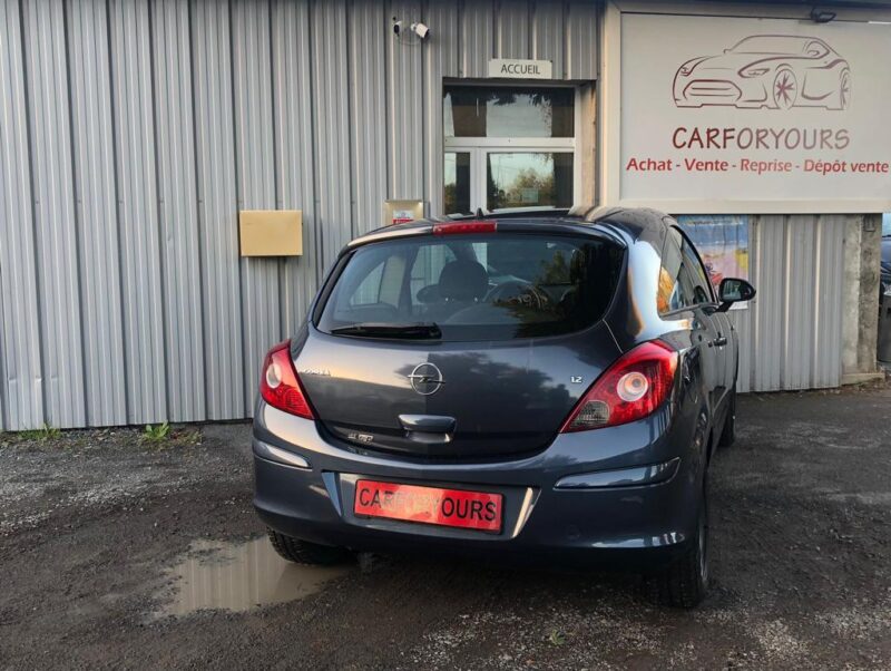 OPEL CORSA  2006