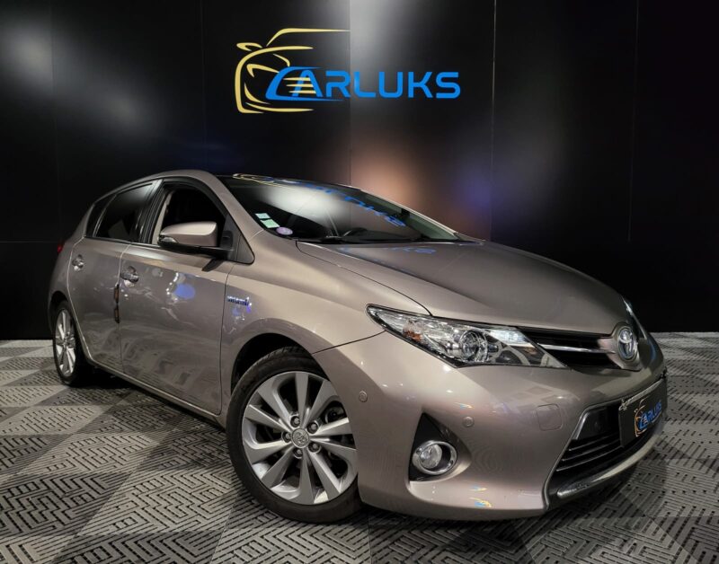 TOYOTA AURIS 2013