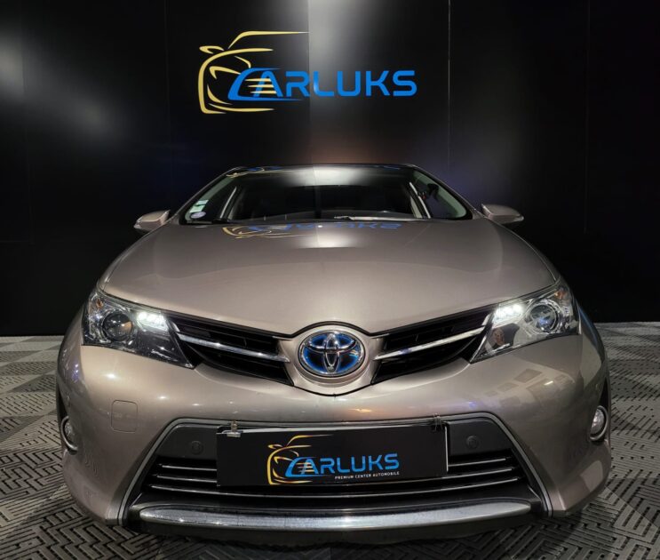 TOYOTA AURIS 2013