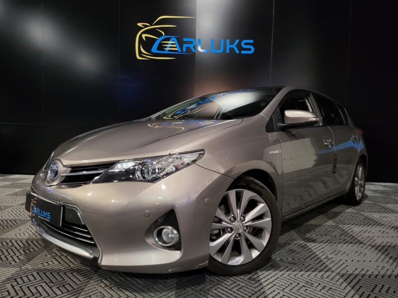 TOYOTA AURIS 2013