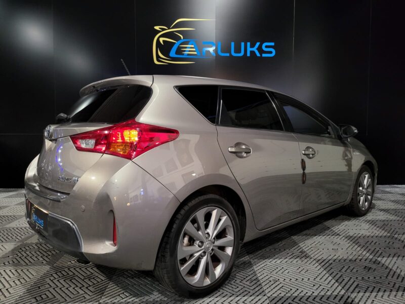 TOYOTA AURIS 2013