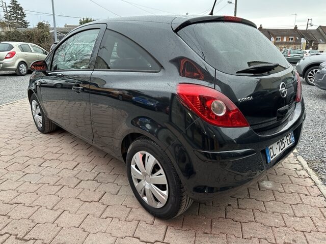 OPEL CORSA E 2012