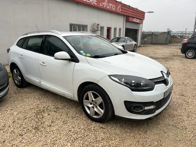 RENAULT MEGANE III Estate BUSINESS  AUTO  2015