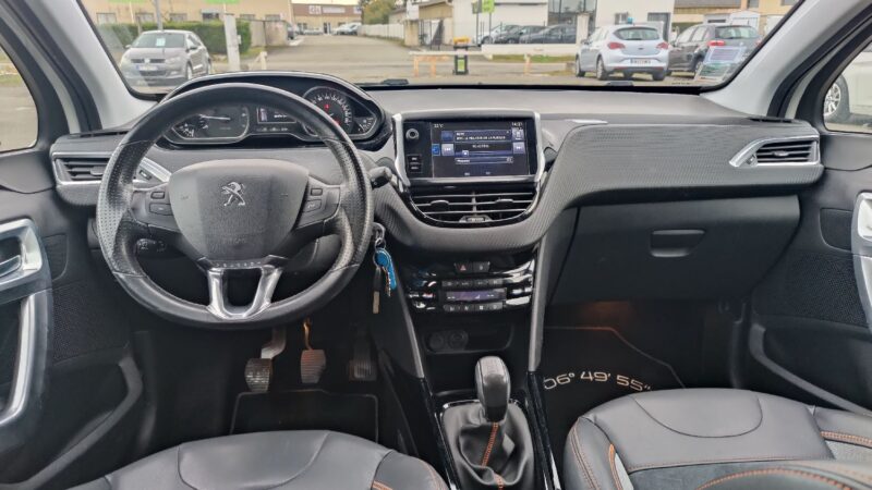 PEUGEOT 2008 1.2 THP PureTech 110cv CROSSWAY