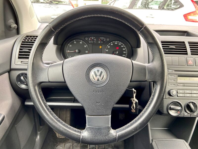 VOLKSWAGEN POLO 2009