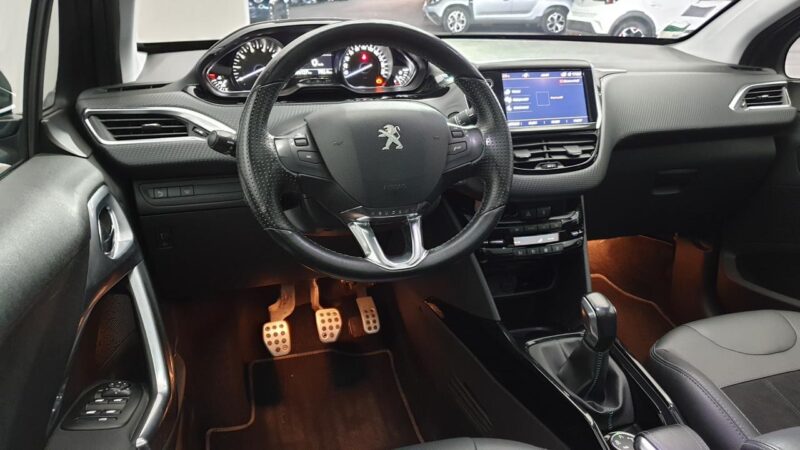 PEUGEOT 2008 1.2 PURETECH 110CV CROSSWAY GARANTIE 12 MOIS 