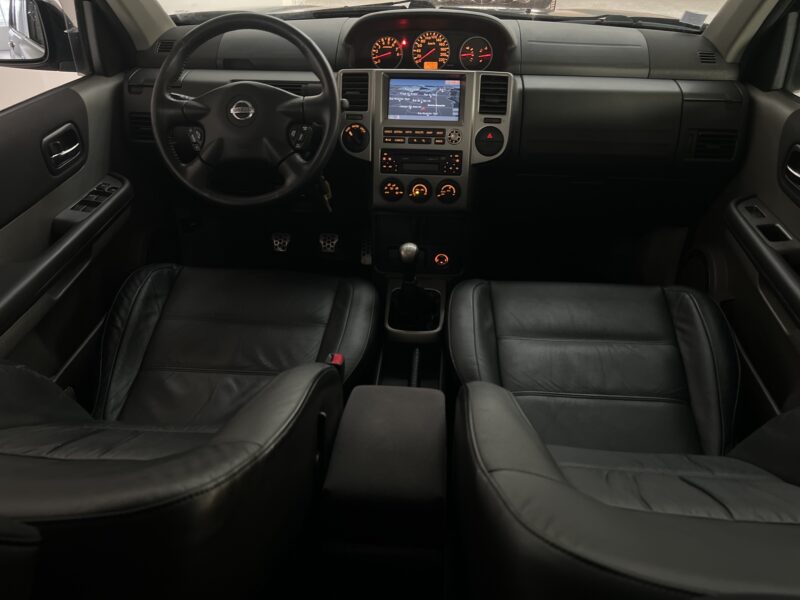 NISSAN X-TRAIL 2.5 ELEGANCE 165CH