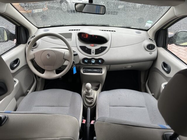 RENAULT TWINGO II 2007