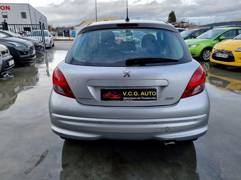 PEUGEOT 207 1.4 16V 95 Premium