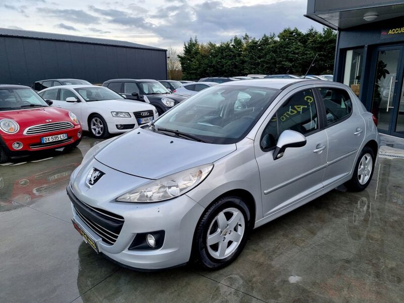 PEUGEOT 207 1.4 16V 95 Premium