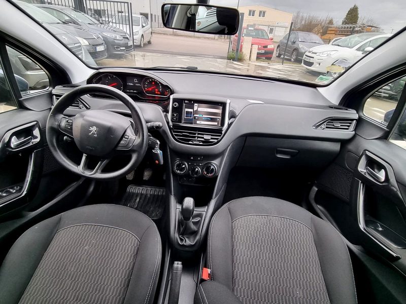 PEUGEOT 208 1.4 HDi 68 Active 