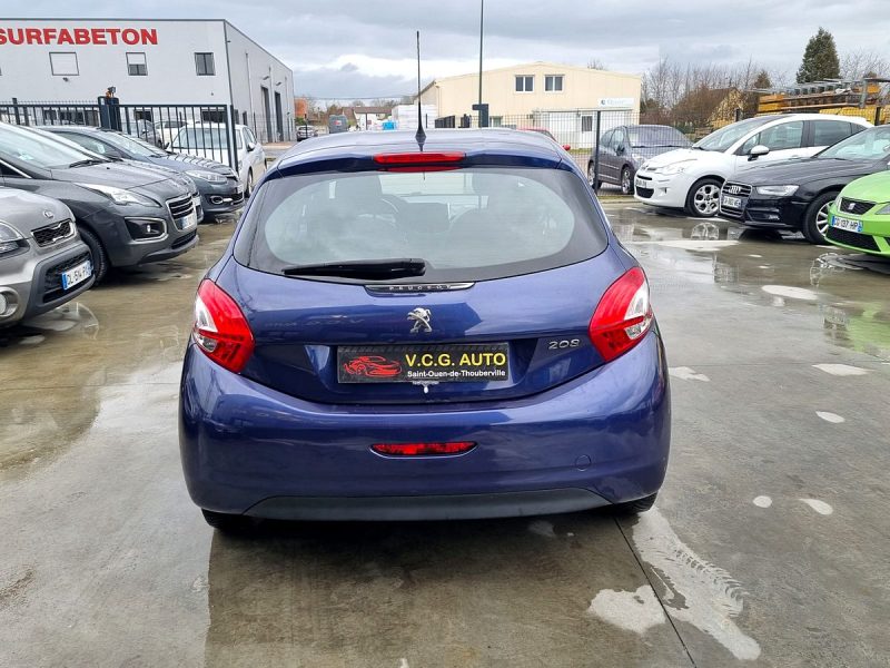 PEUGEOT 208 1.4 HDi 68 Active 