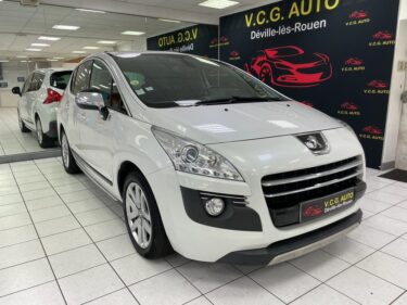 PEUGEOT 3008 2013