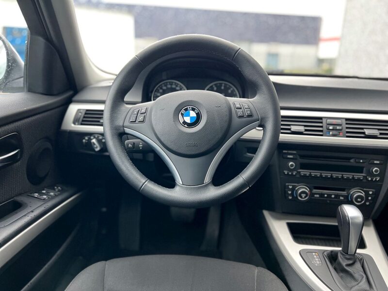 BMW Série 3 320i 2.0 170CH BUSINESS