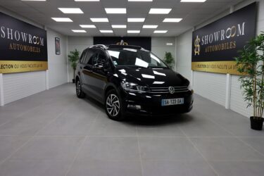 VOLKSWAGEN TOURAN 2017