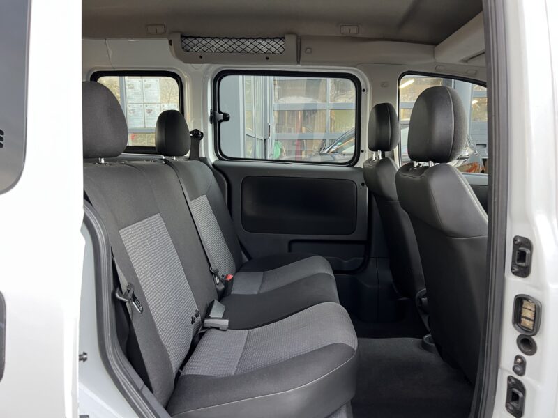 OPEL COMBO TOUR II 1.3 CDTI 75 Cv 5 PLACES / 34 900 Kms ATTELAGE CLIMATISATION - Garantie1an