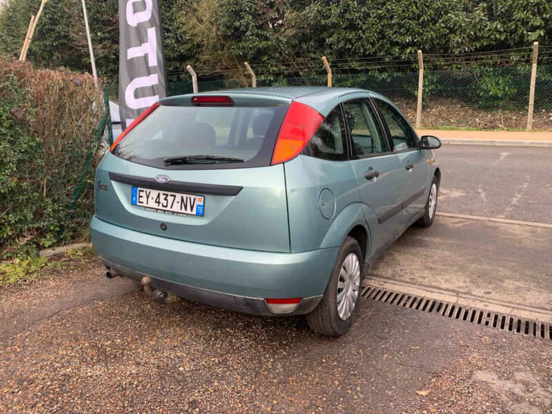 FORD FOCUS 1.4i 16V 75CV