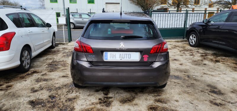 PEUGEOT 308 II 1.6HDI 115CH BUSINESS