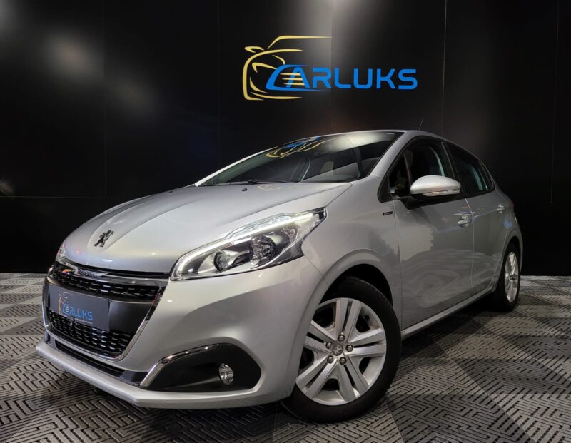 PEUGEOT 208 1.2 PURETECH 82ch SIGNATURE 5p