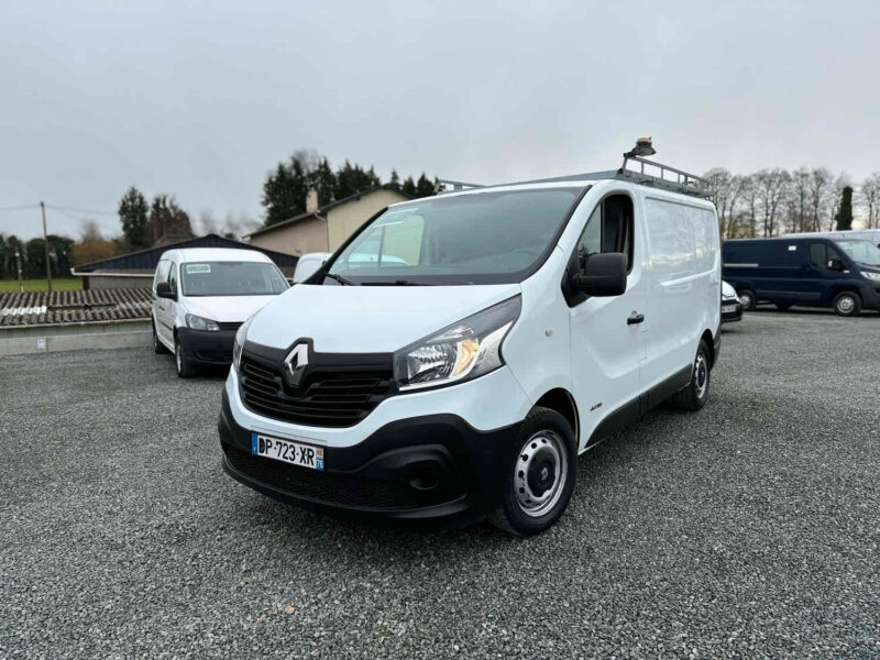 RENAULT TRAFIC III  2015