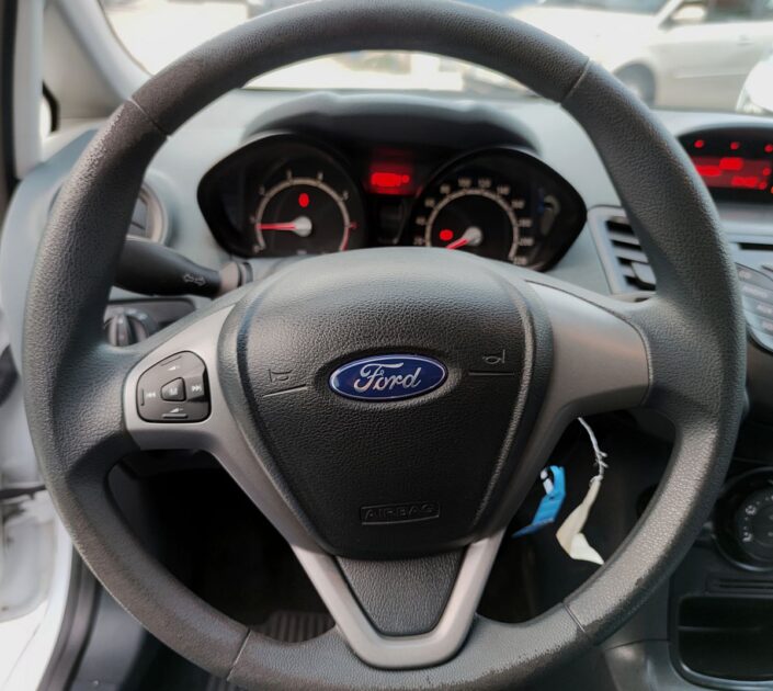 FORD FIESTA VI 2010 AMBIENTE