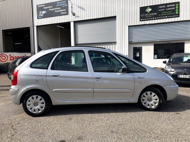 CITROEN XSARA PICASSO - 1.6i 16V 110cv COLLECTION - DISTRIBUTION ET EMBRAYAGE NEUF