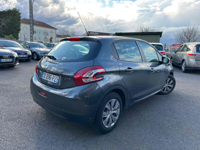 PEUGEOT 208 I 2013