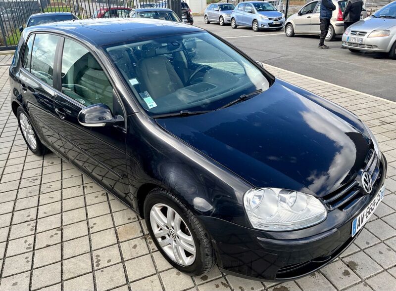 VOLKSWAGEN GOLF V 2008