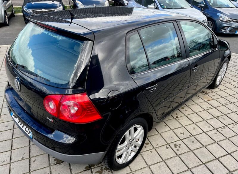 VOLKSWAGEN GOLF V 2008