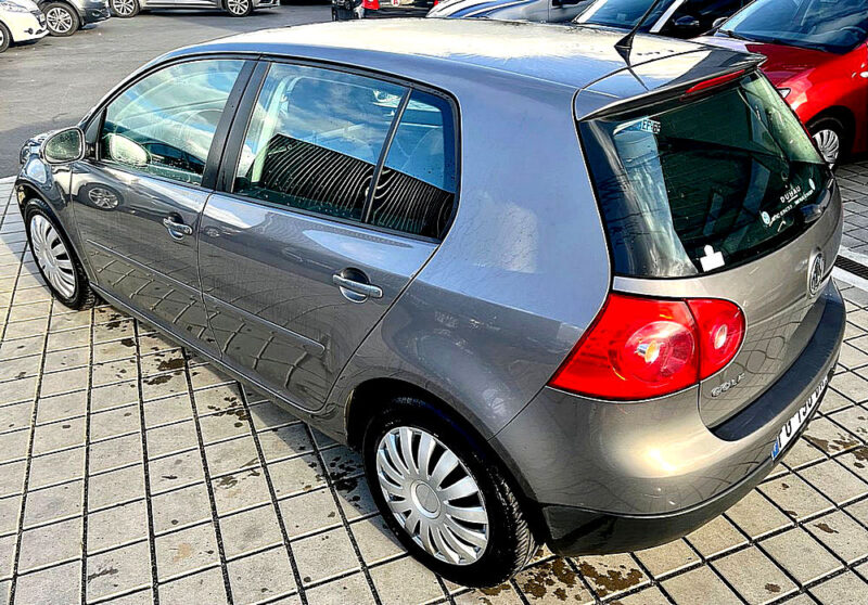 VOLKSWAGEN GOLF 1.6L 100CH PACK CONFORT