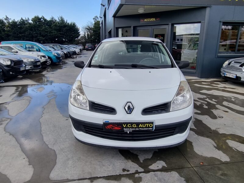 RENAULT CLIO III 1.5 dCi 70 Pack Authentique 