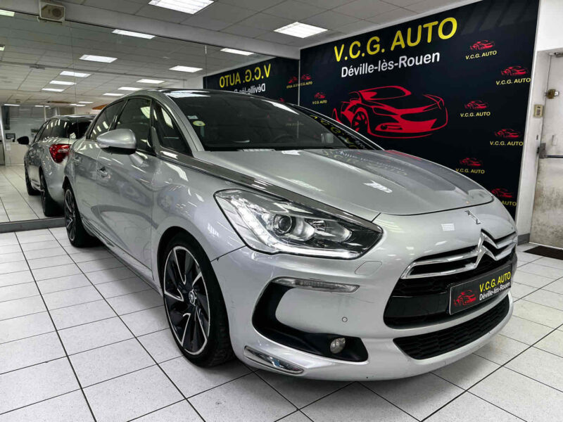 CITROEN DS5 2.0 HDi 163ch BVM6 Sport Chic