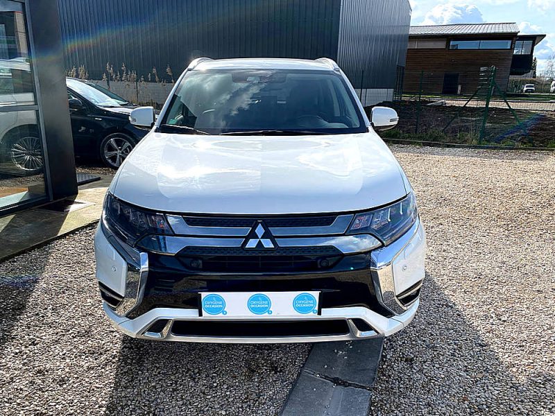 MITSUBISHI OUTLANDER III  INTENSE 2020