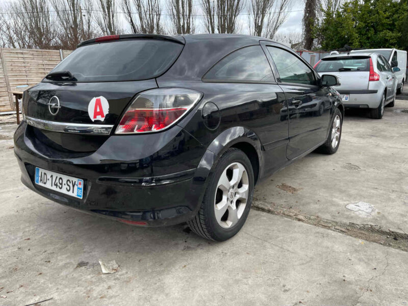 OPEL ASTRA 2005