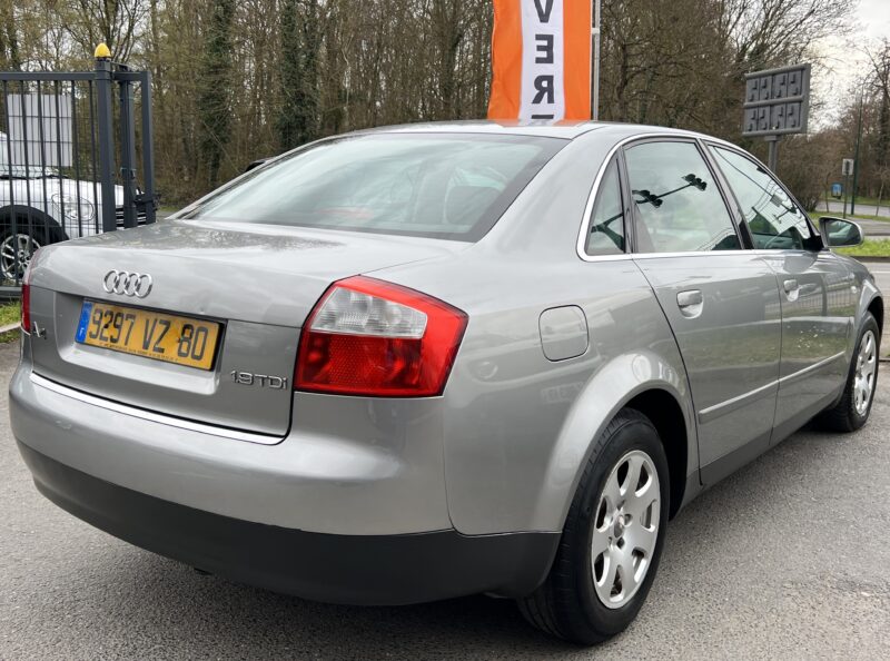 AUDI A4 II B6 1.9 TDI 100 Cv 1ERE MAIN / 90 700 Kms ORIGINE FRANCE - Garantie1an