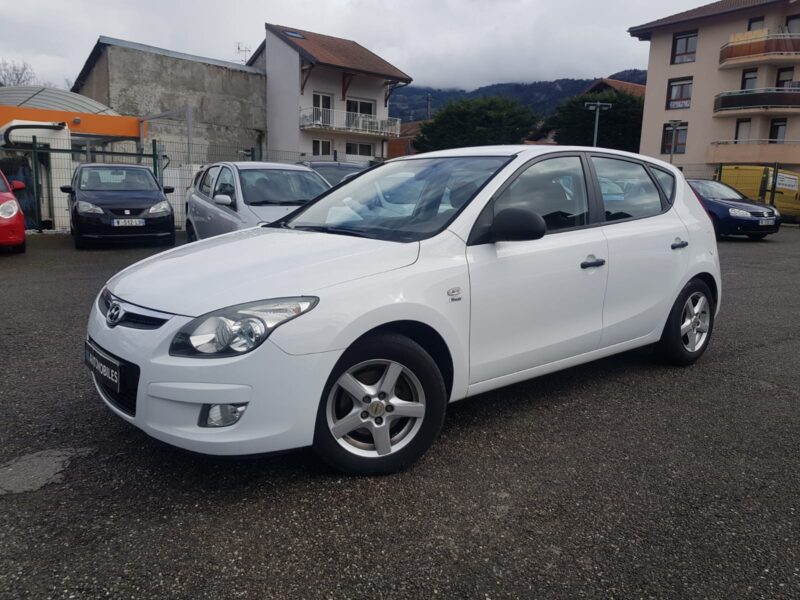 HYUNDAI i30 1.4i 109CV