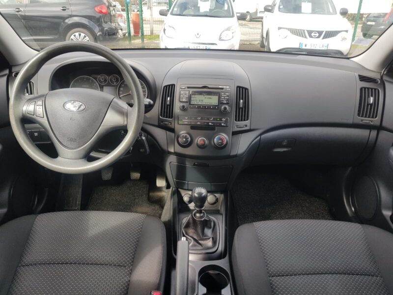 HYUNDAI i30 1.4i 109CV