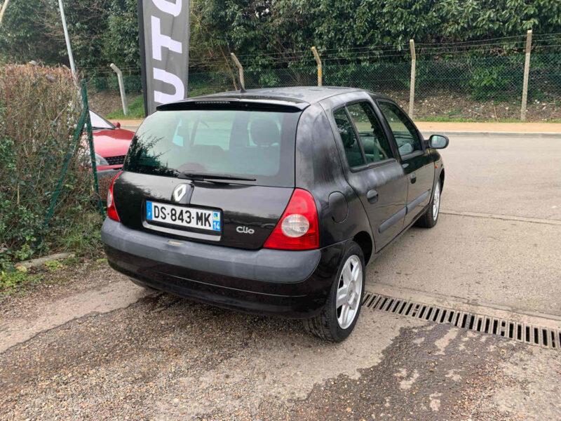 RENAULT CLIO II 1.5DCI 80CV