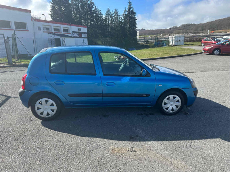 RENAULT CLIO II 2003