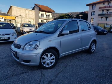 TOYOTA YARIS 1.0 VVT-i 65CV