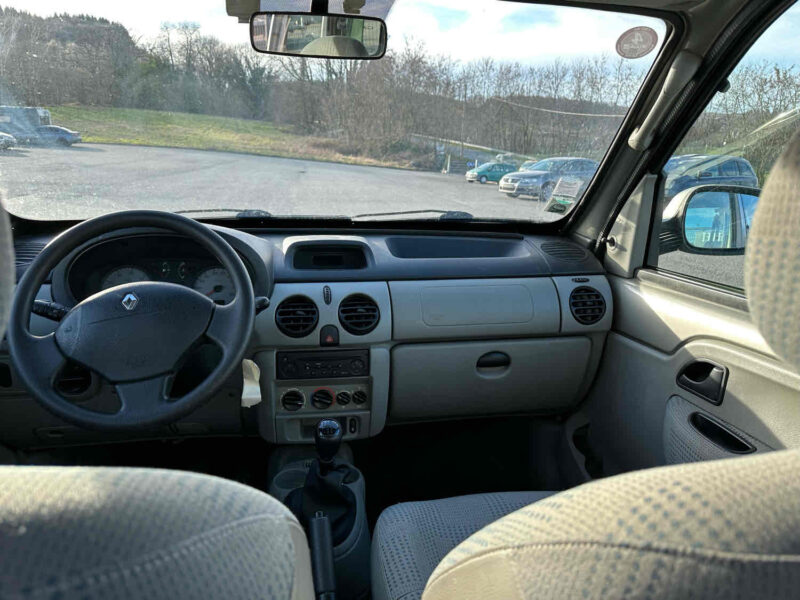 RENAULT KANGOO 2004