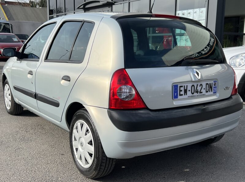 RENAULT CLIO II PHASE 2 1.2 75 Cv CLIMATISATION / 5 PORTES - Garantie1an