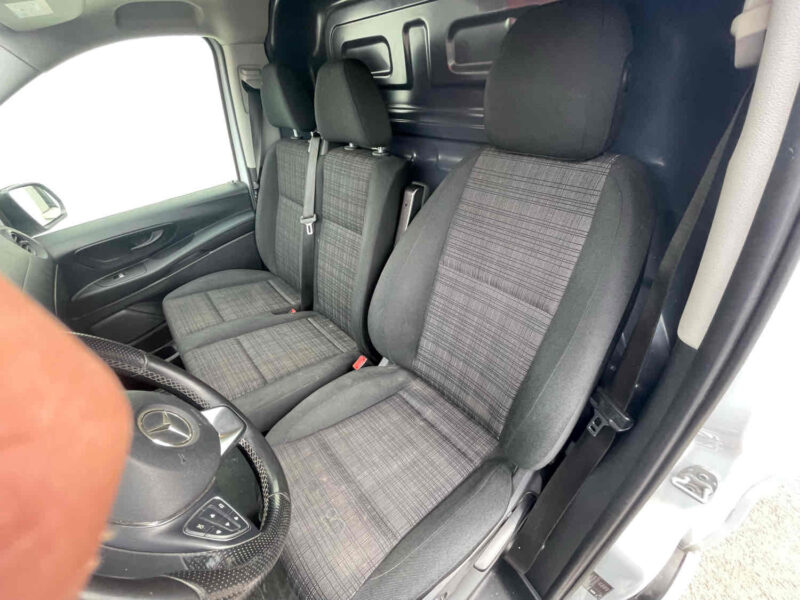 MERCEDES VITO Camionnette 2018