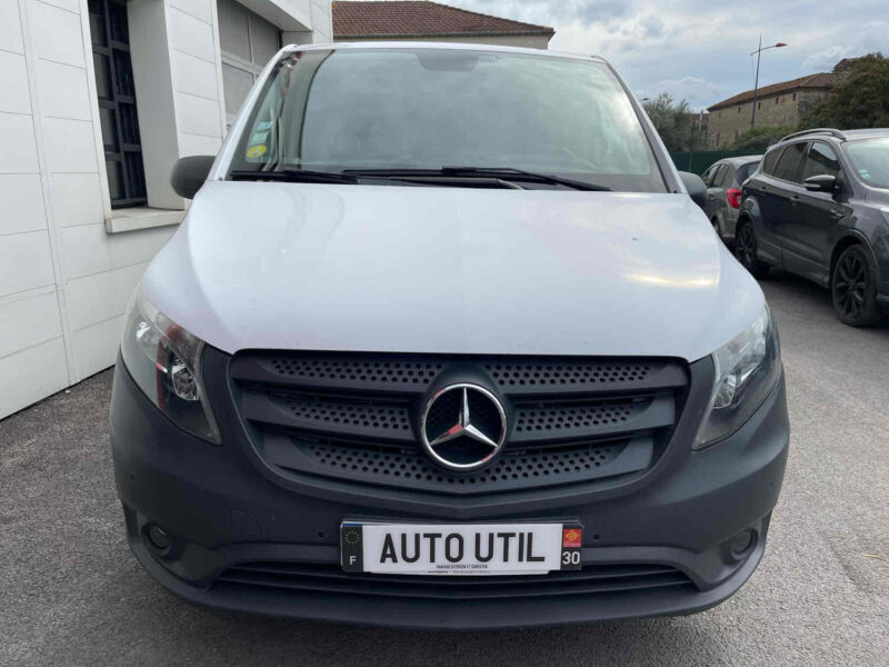 MERCEDES VITO Camionnette 2018