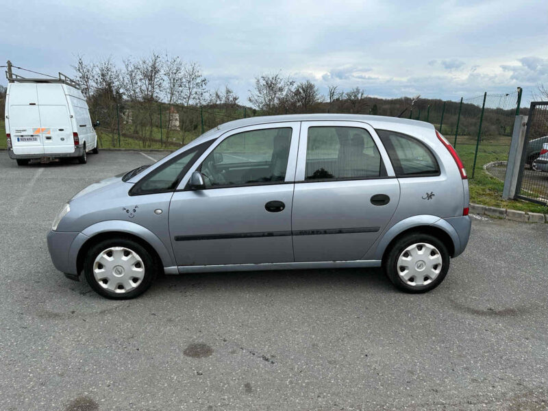 OPEL MERIVA 2005