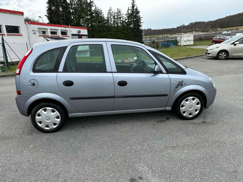 OPEL MERIVA 2005