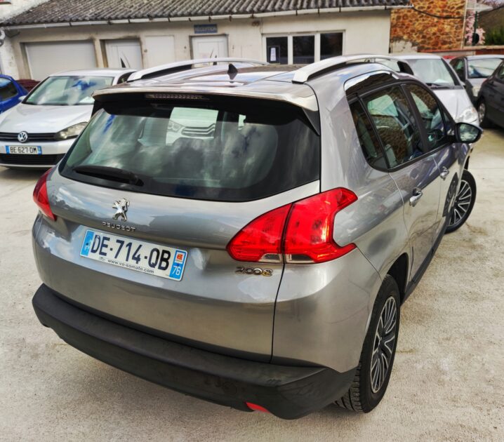 PEUGEOT 2008 1,2 VTI 82CV 2014