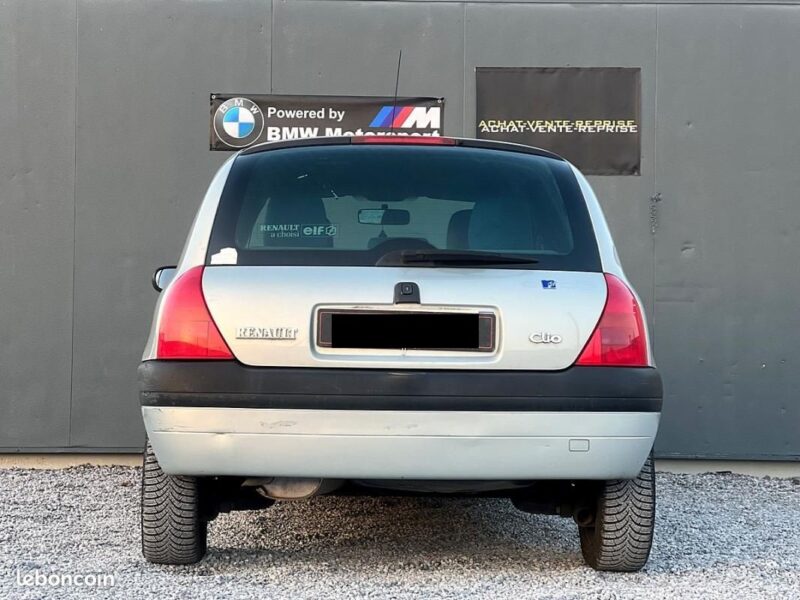 RENAULT CLIO II 2000